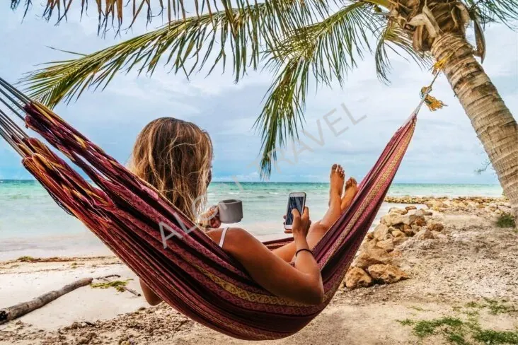 Куда реально улететь по горящим в июне?