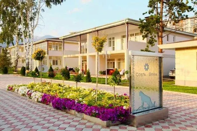 Отель Коста Брава Иссык-куль