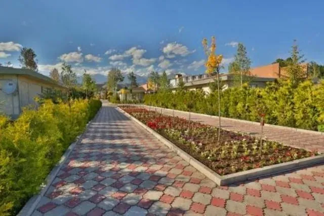 Отель Коста Брава Иссык-куль аллея