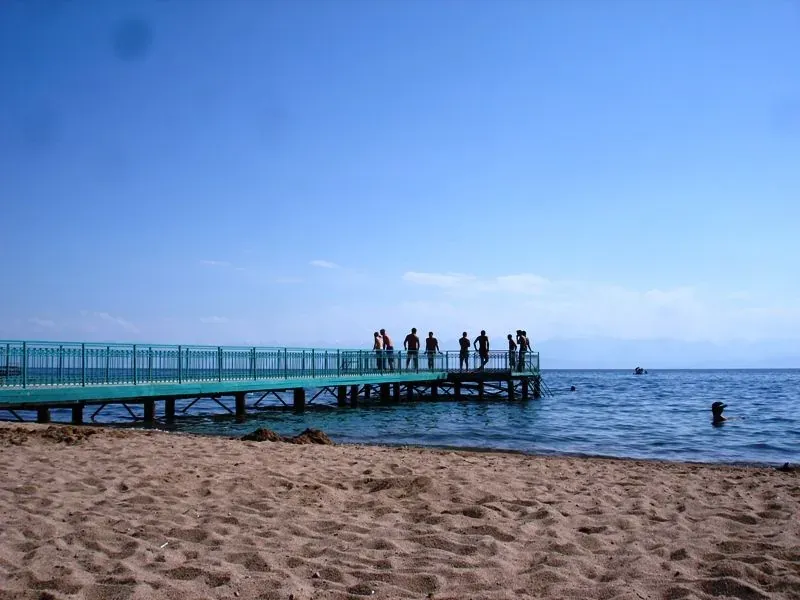 Пирс на пляже