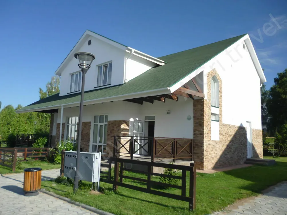 Коттедж снаружи