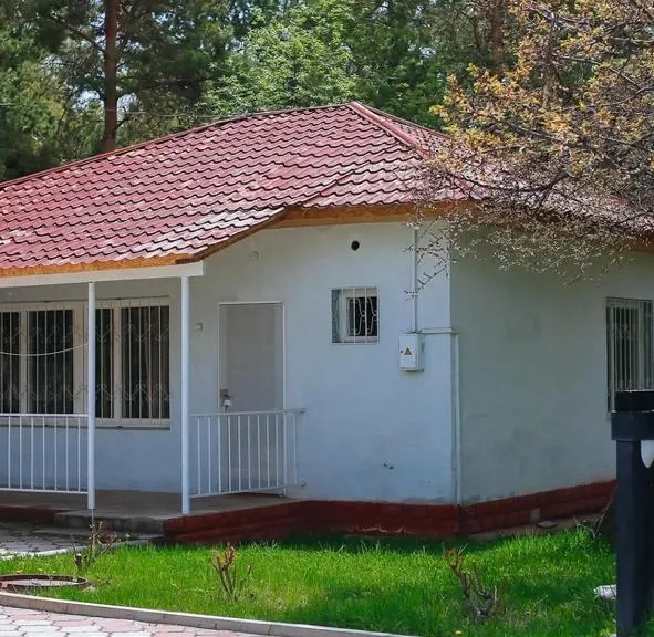 Коттедж студия снаружи - Колумб Иссык-Куль