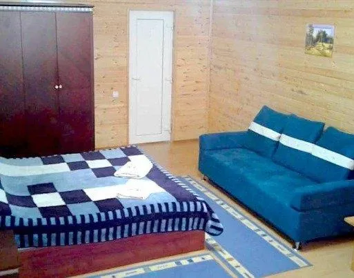 Спальня с диваном