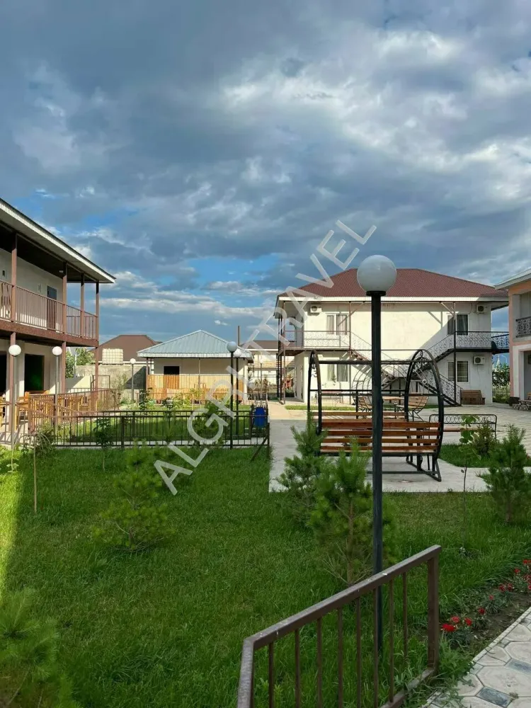 Вид на корпуса для отдыха туристов