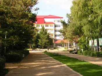 Территория пансионата