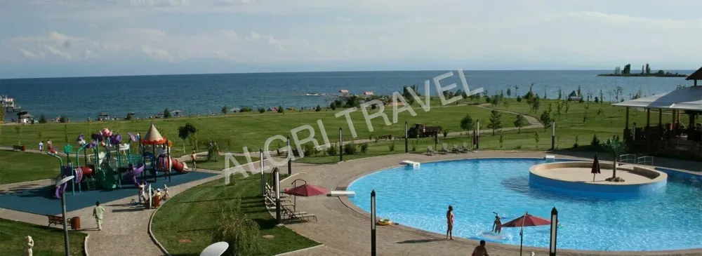 Открытый бассейн