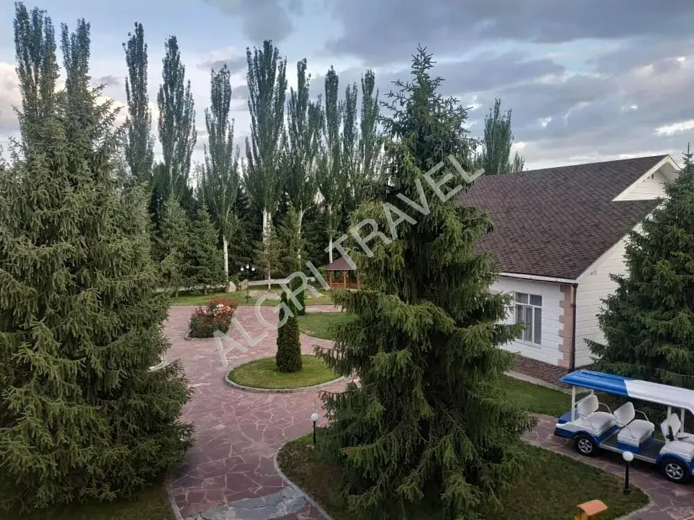 Большое количество мест для прогулок